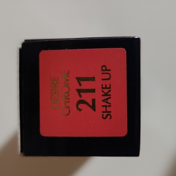 ESTEE LAUDER Shake Up Pure Color Desire Lipstick Chrome - Picture 6 of 6